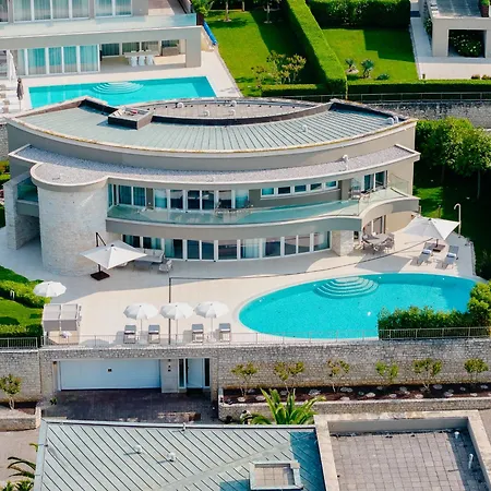 Grand Adriatic Situated Within Luxury Golf & Kempinski Adriatic Willa *
