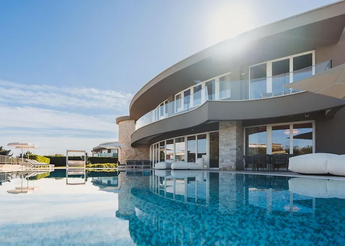 Villa Grand Adriatic Situated Within Luxury Golf & Adriatic