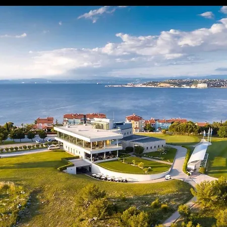 Grand Adriatic Situated Within Luxury Golf & Kempinski Adriatic *