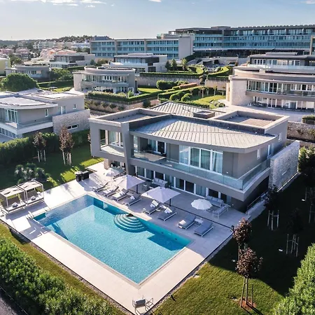 Grand Adriatic Situated Within Luxury Golf & Kempinski Adriatic *