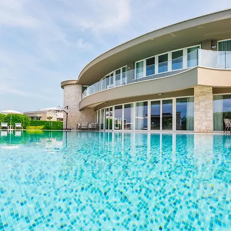 Grand Adriatic Situated Within Luxury Golf & Adriatic Vila