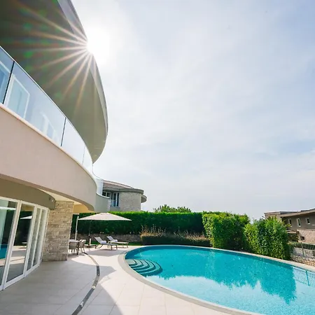 Vila Grand Adriatic Situated Within Luxury Golf & Adriatic Savudrija