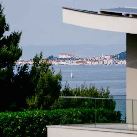 Grand Adriatic Situated Within Luxury Golf & Adriatic Vila Savudrija